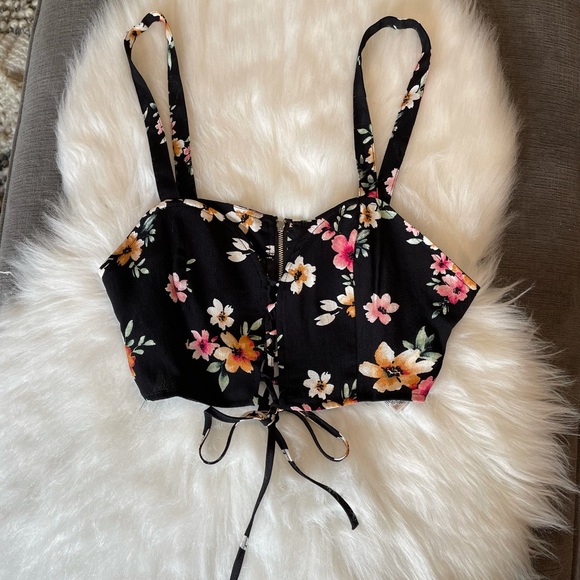 Floral corset style crop top - Picture 1 of 2